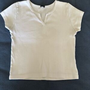 Brandy Melville, white girls t-shirt, pet and smoke free house, worn twice